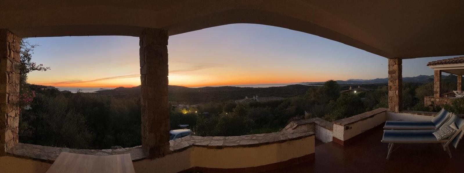 Villa Vista Mare Cala Ginepro Punta Molara Exterior foto